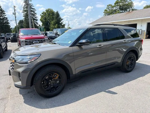 Used 2026 Gray Ford Tremor image 2