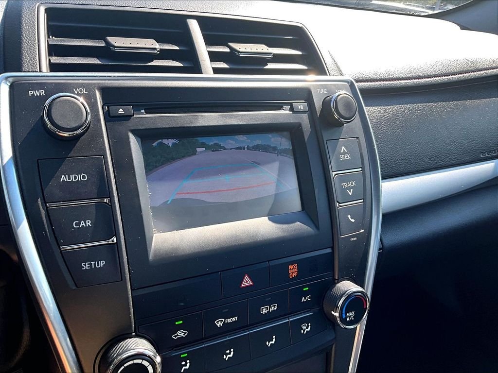 Used 2015 Black Toyota SE image 19