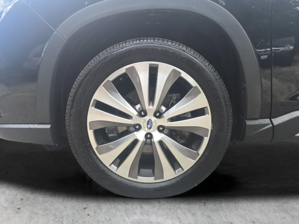 Used 2022 Black Subaru Limited image 17