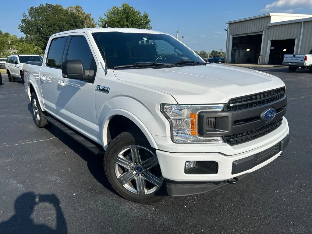 Used 2019 Oxford White Ford XLT image 1