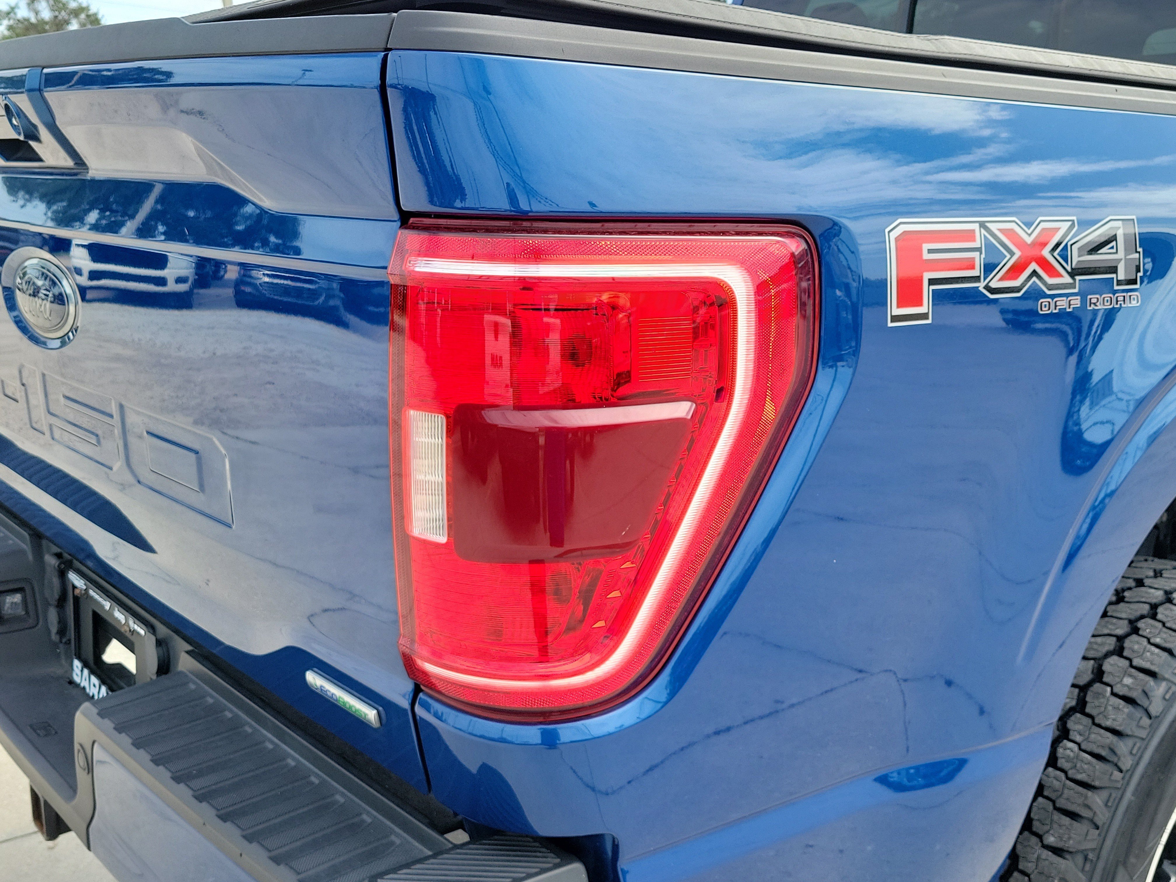 Used 2022 Blue Metallic Ford XLT image 11