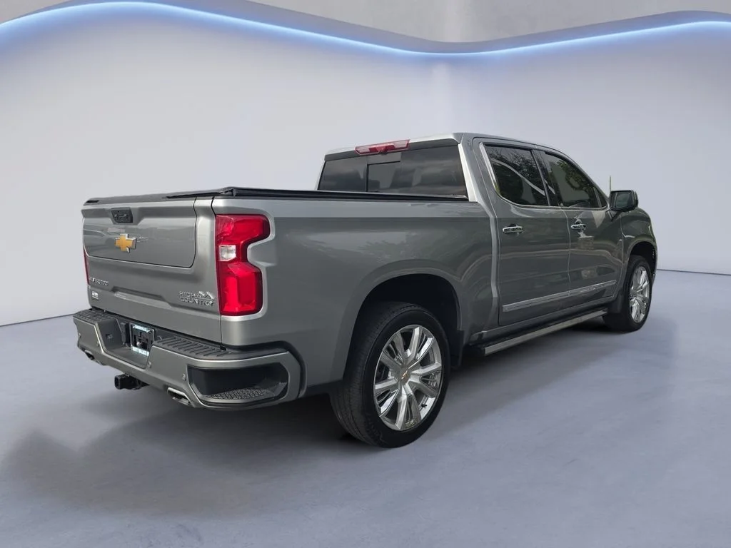 Used 2024 Sterling Gray Metallic Chevrolet High Country image 6