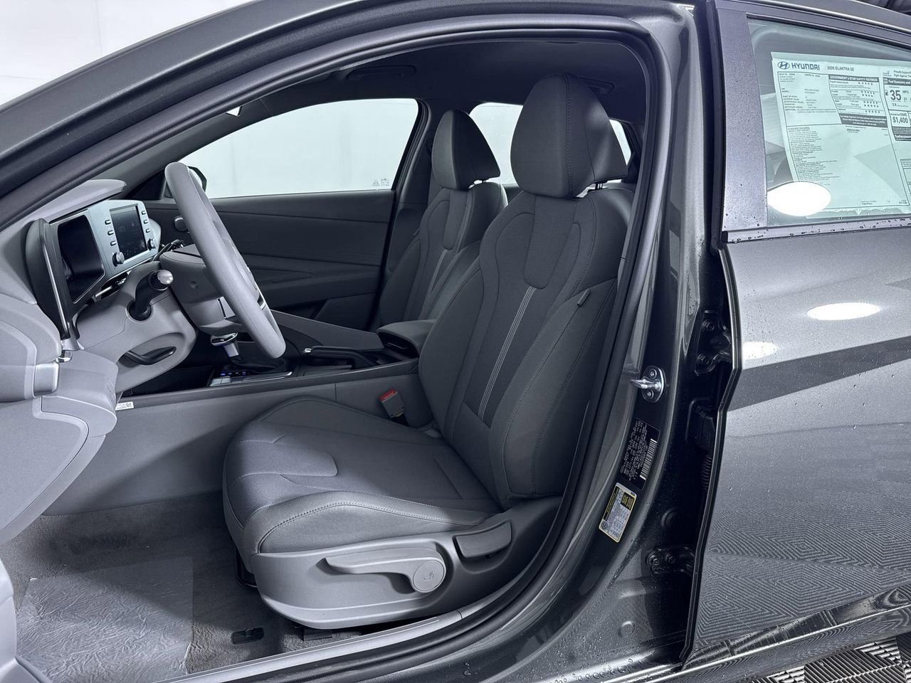 New 2026 Amazon Gray Hyundai SE image 21