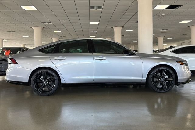 Used 2024 Solar Silver Metallic Honda Sport-L image 3