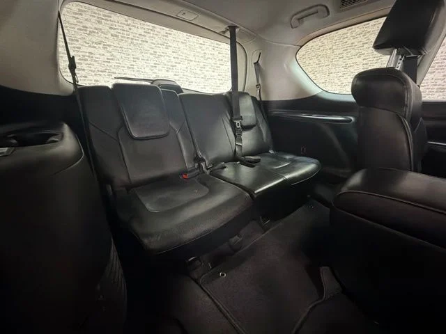 Used 2019 Black Obsidian INFINITI LUXE image 12