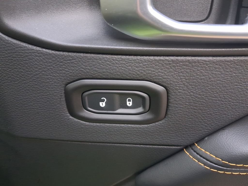 New 2026 Green Jeep Sahara image 32
