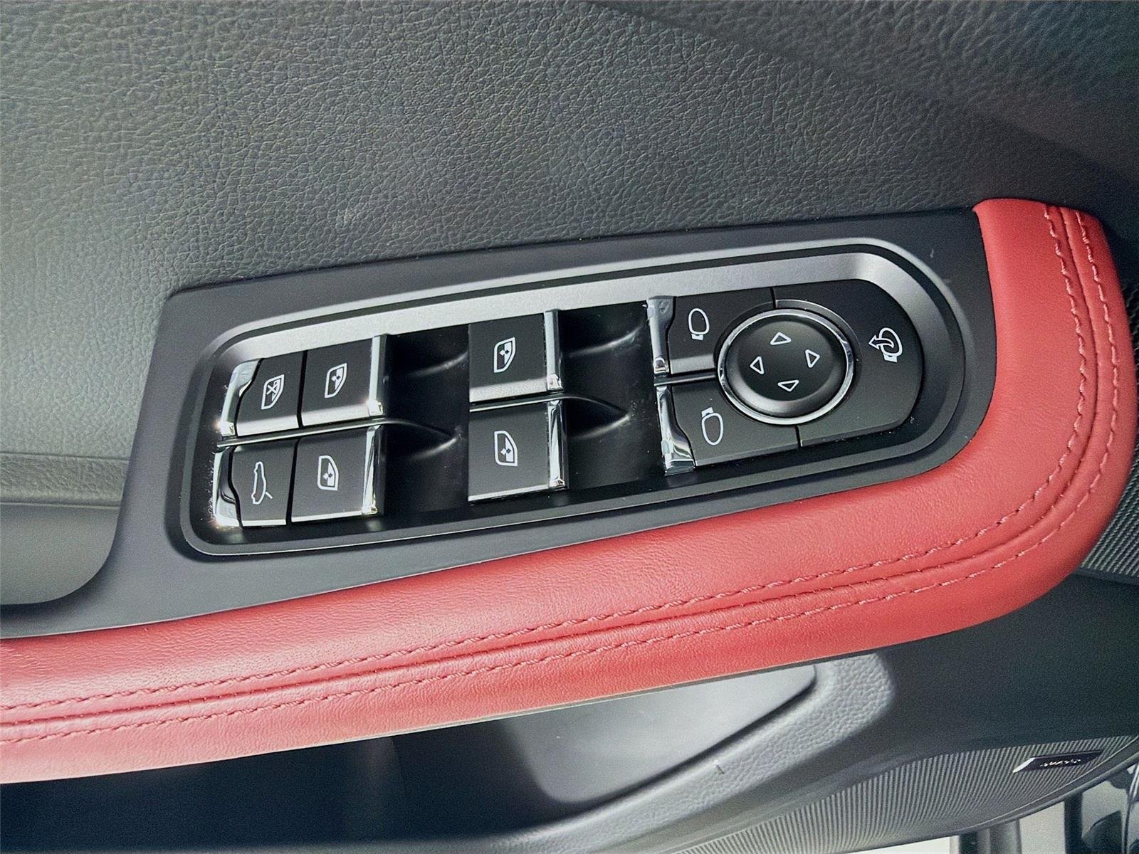 Used 2026 Volcano Grey Metallic Porsche AWD image 8
