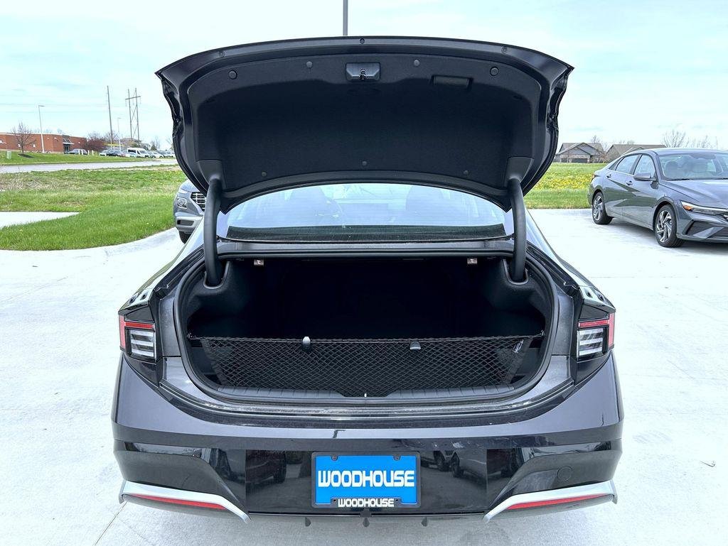New 2026 Blue Hyundai SEL Sport image 9