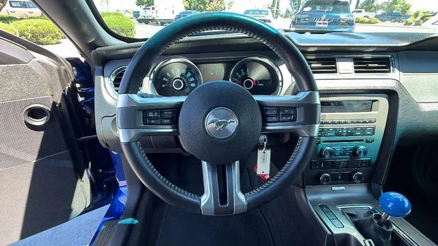 2013 Ford Mustang GT - Photo 23
