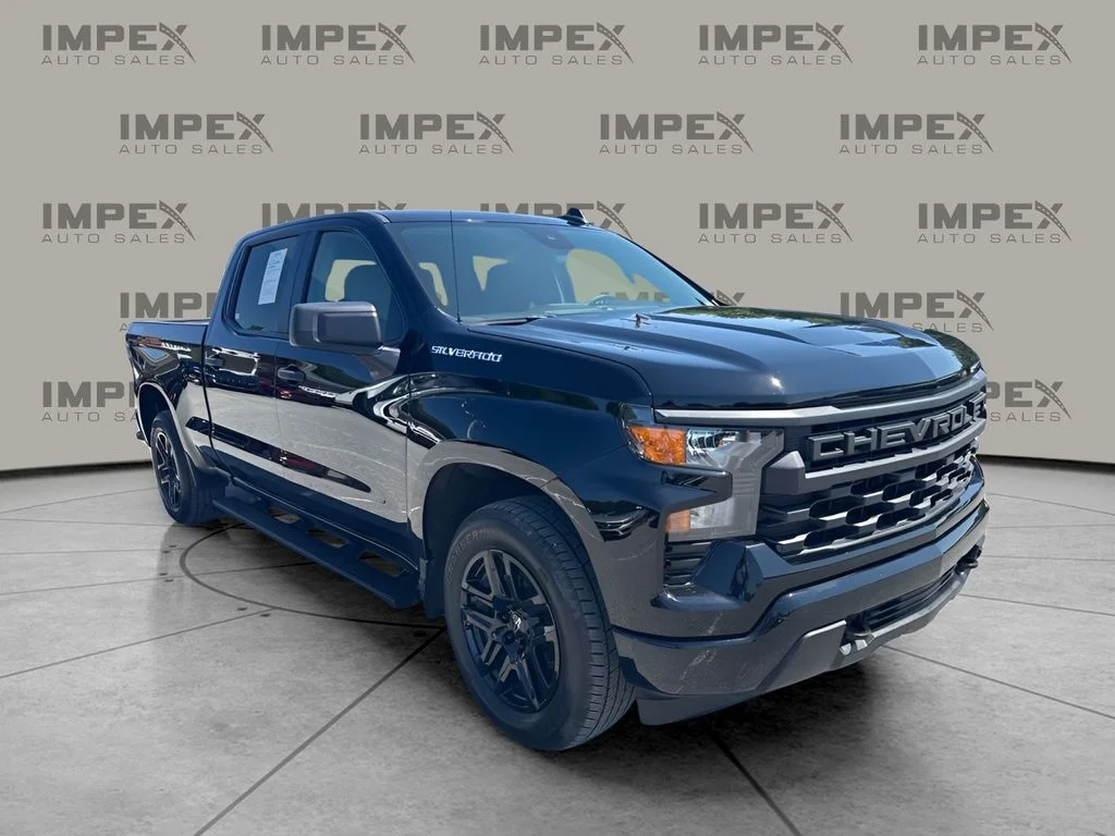 Used 2024 Black Chevrolet Custom image 4