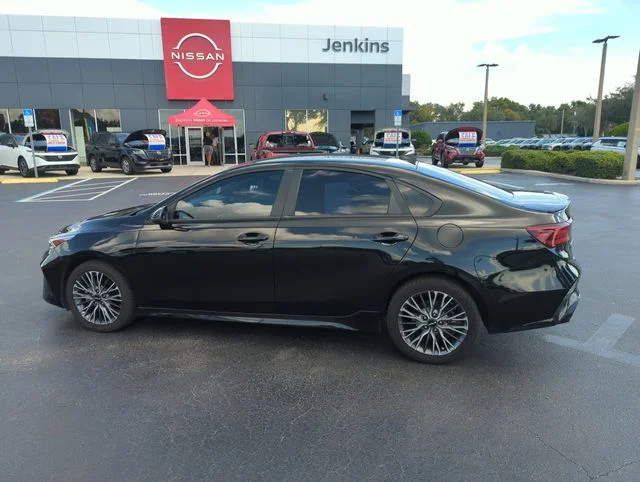 Used 2022 Black Kia GT-Line image 10