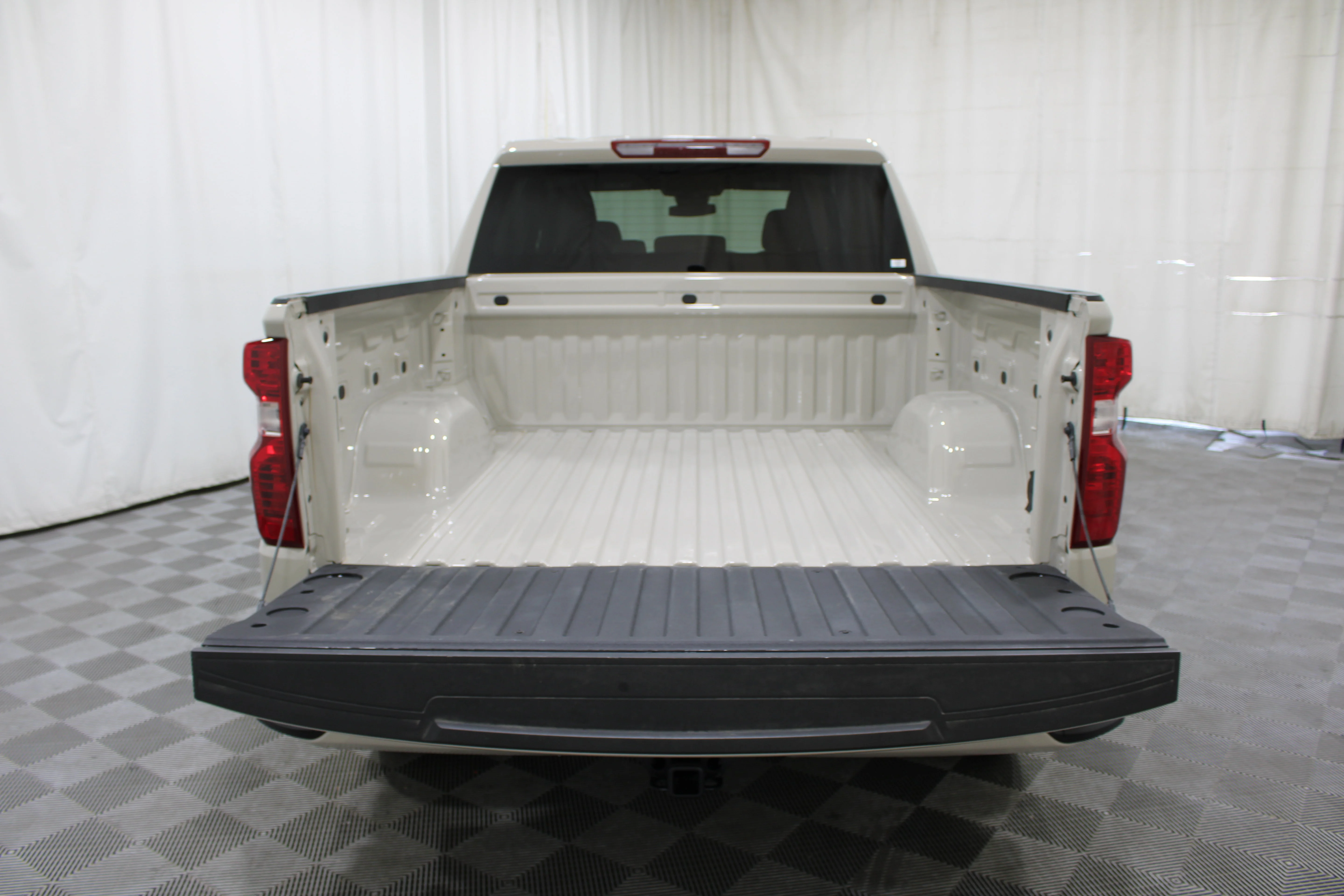 New 2026 White Sands Chevrolet Custom image 22
