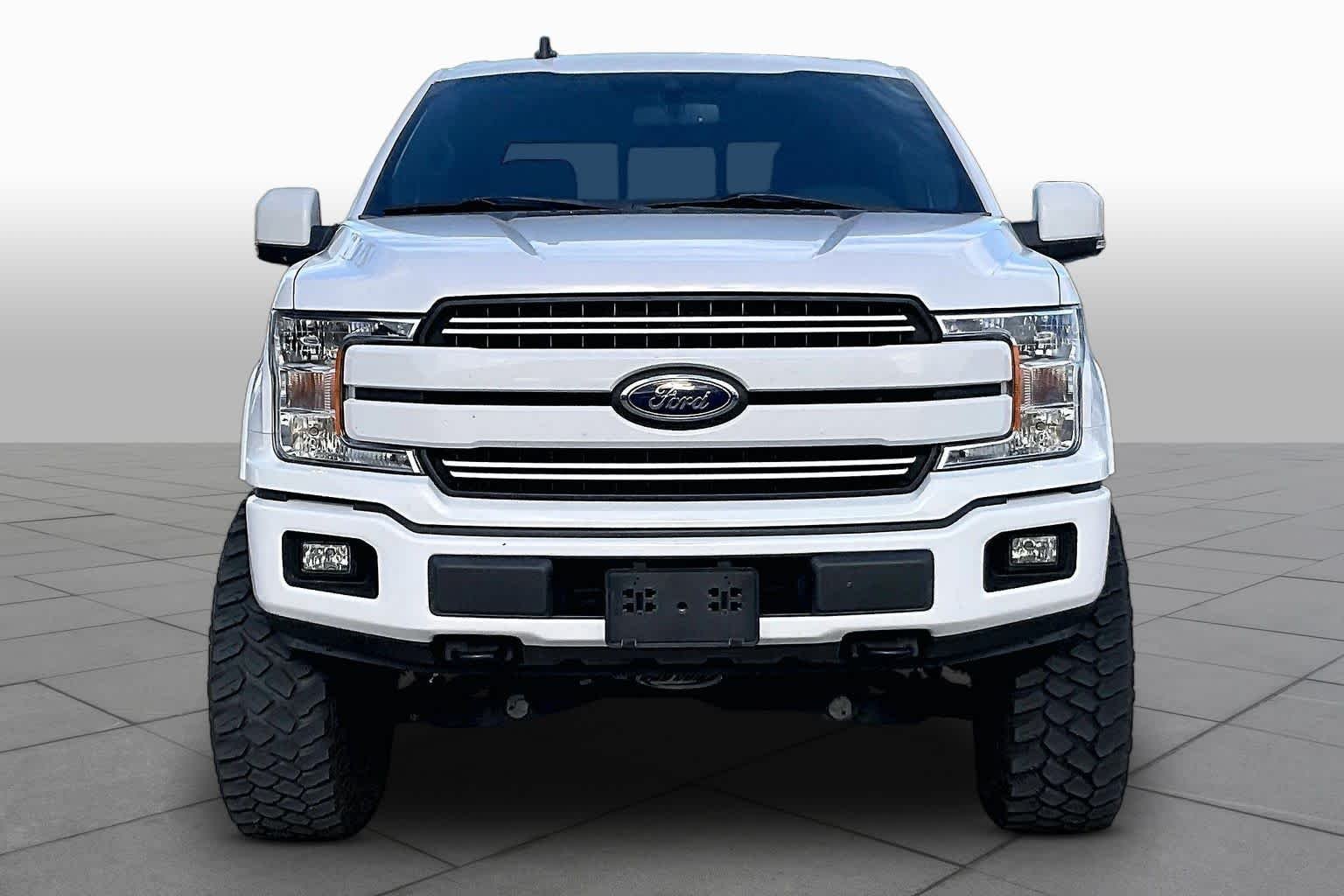 Used 2019 Oxford White Ford LARIAT image 4