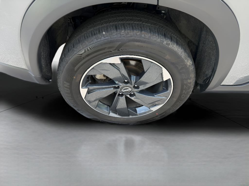 2024 Nissan Rogue SV - Photo 37