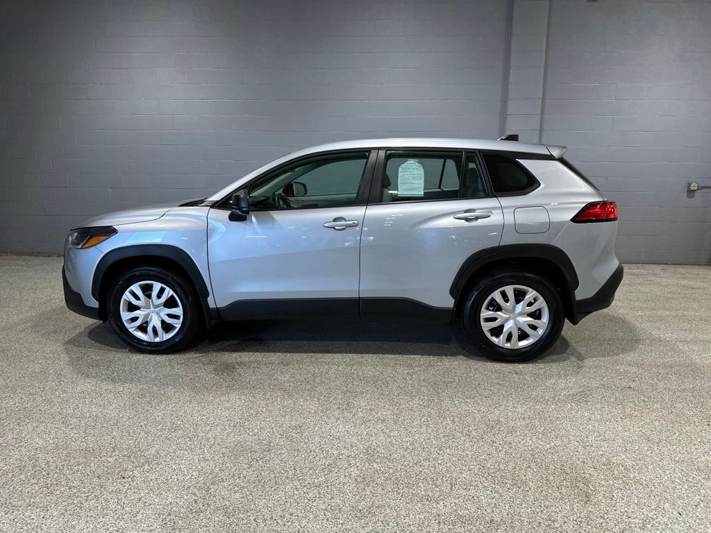 Used 2024 Silver Toyota L image 7