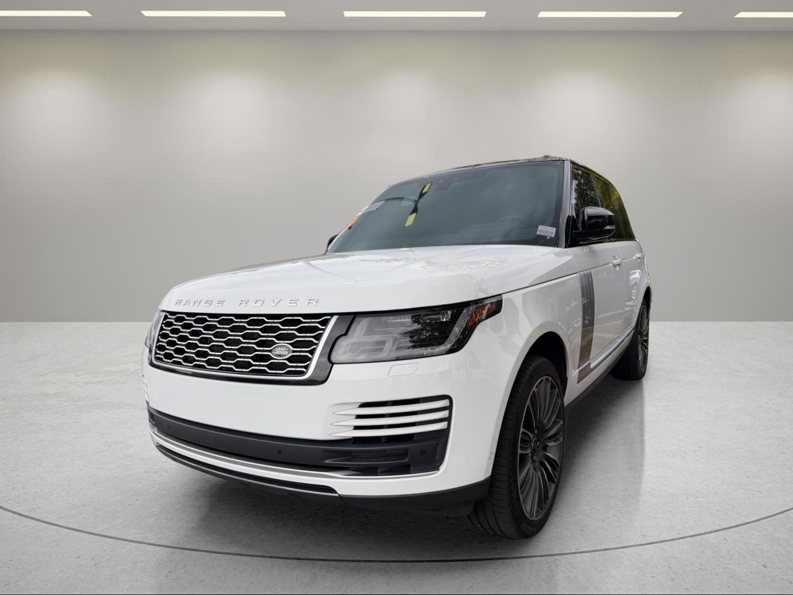 Used 2021 Fuji White Land Rover P525 Westminster image 5