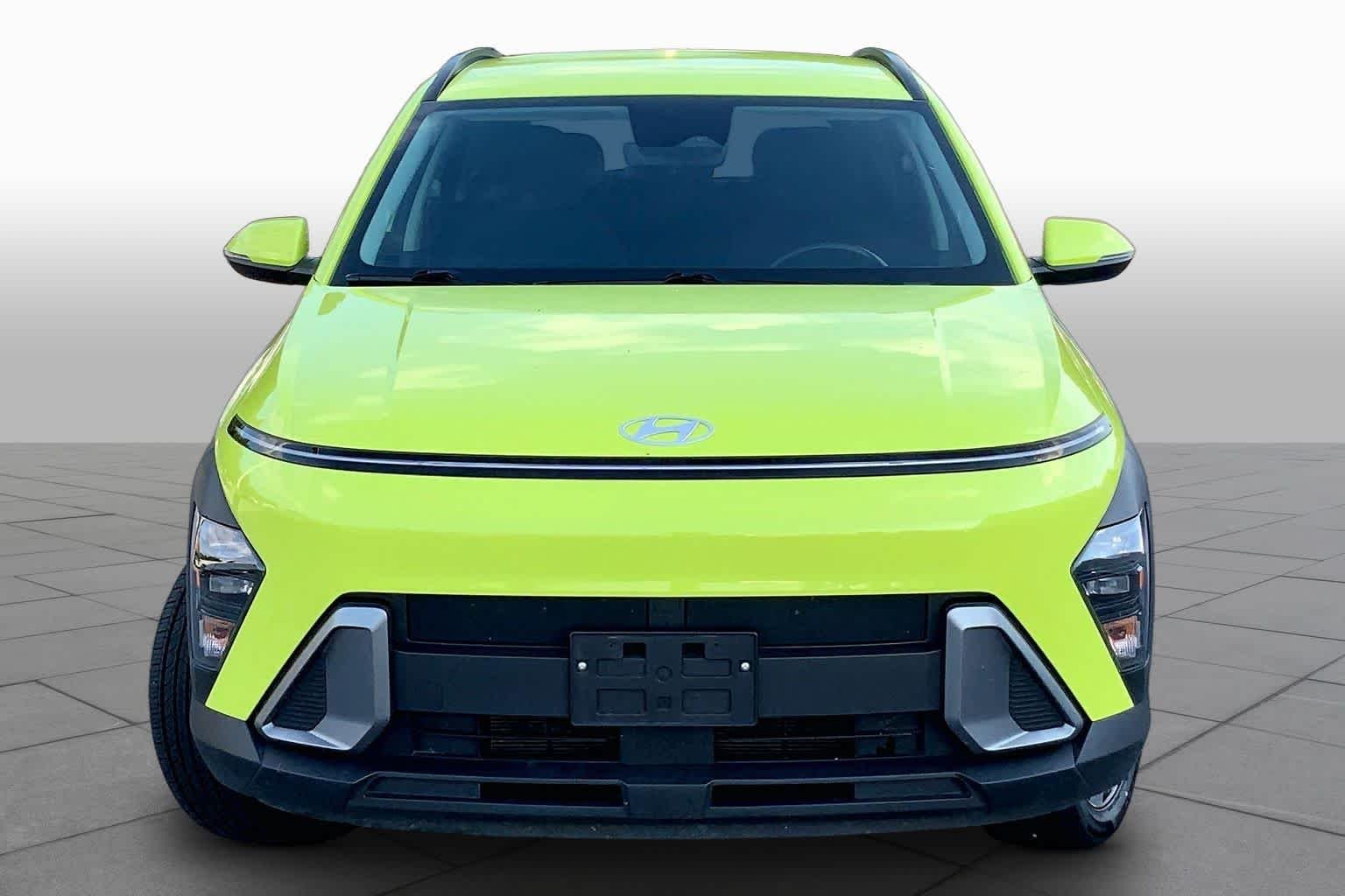 Used 2024 Neoteric Yellow Hyundai SEL image 4