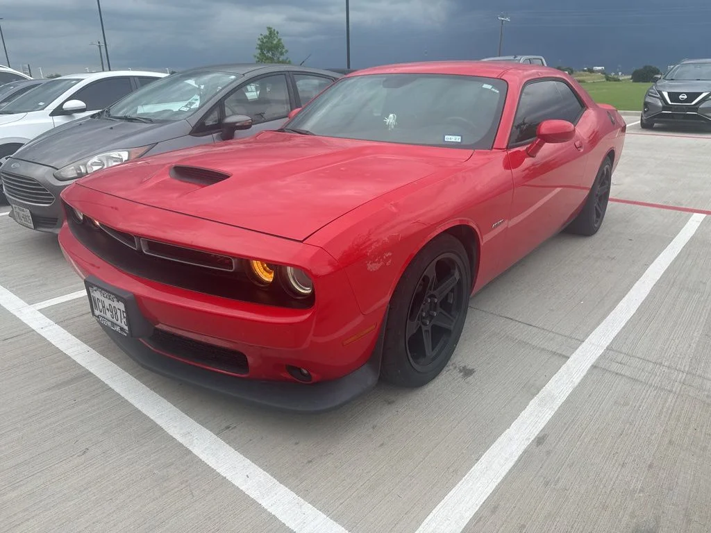 2019 Dodge Challenger R/T's photo