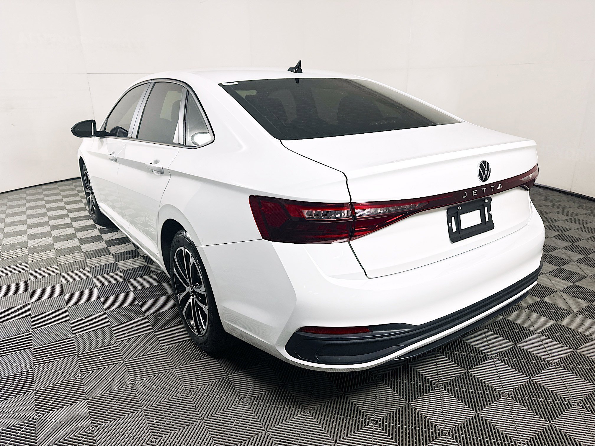 2026 Volkswagen Jetta thumbnail 7