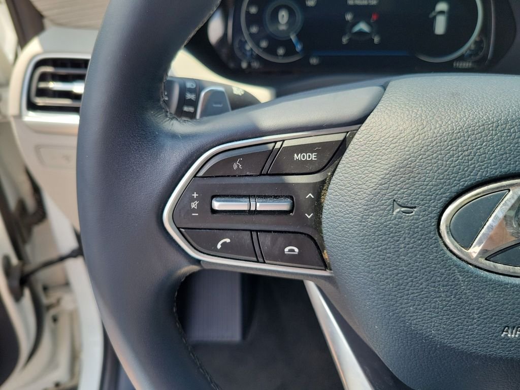 Used 2022 White Hyundai Limited image 19