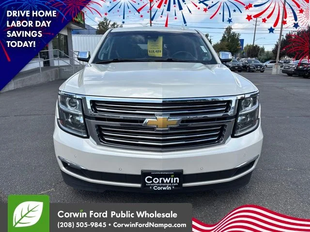 Used 2015 White Diamond Clearcoat Chevrolet  image 2