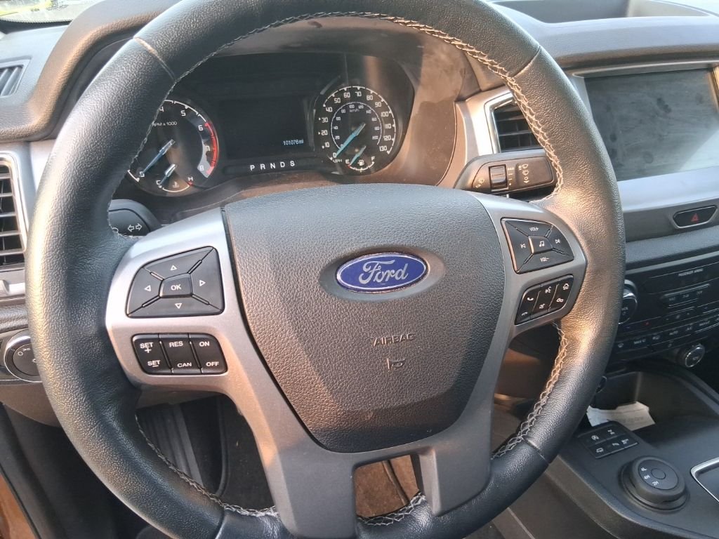 Used 2019 Saber Metallic Ford XLT image 8