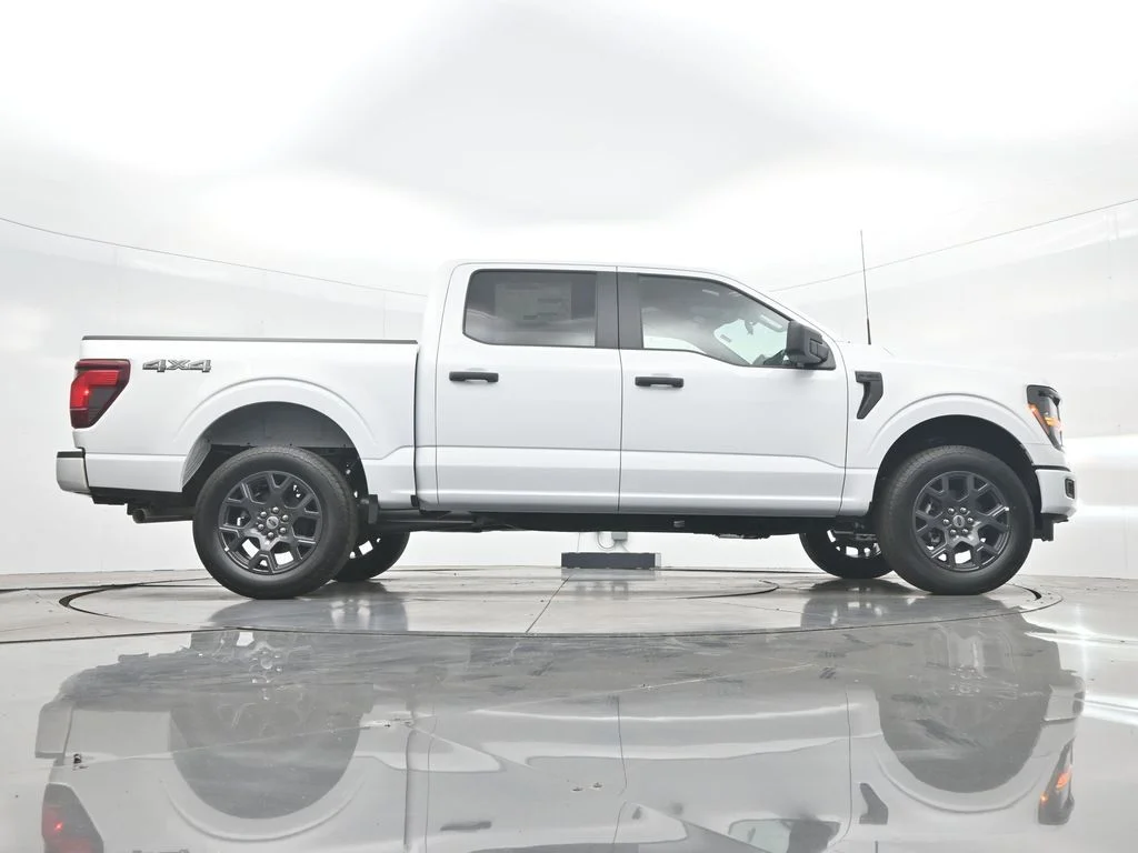 New 2026 Oxford White Ford STX® image 36