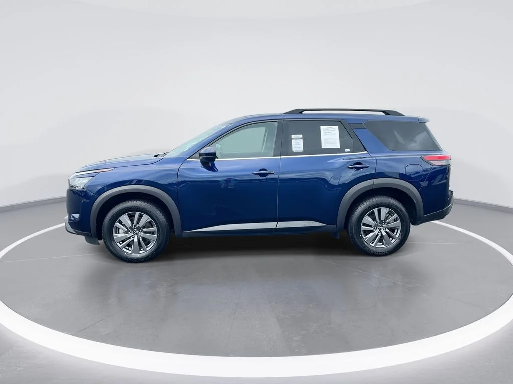 Used 2025 Blue Nissan SV image 5
