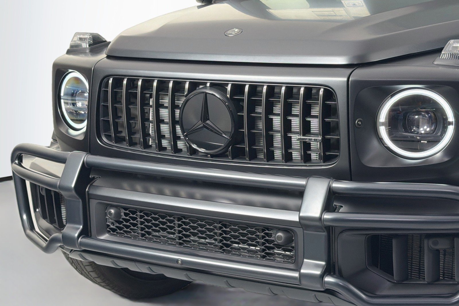 New 2027 MANUFAKTUR Night Black magno Mercedes-Benz AMG® G 63 SUV image 12