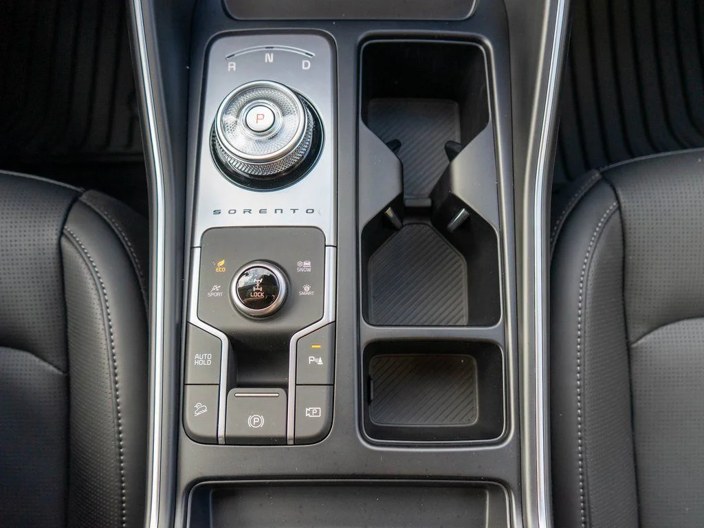 2025 Kia Sorento EX Hybrid - Photo 25