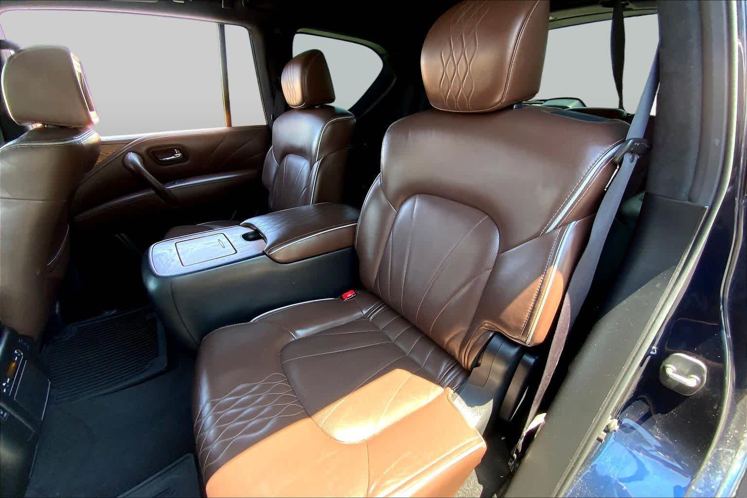 Used 2017 Hermosa Blue INFINITI Limited image 21