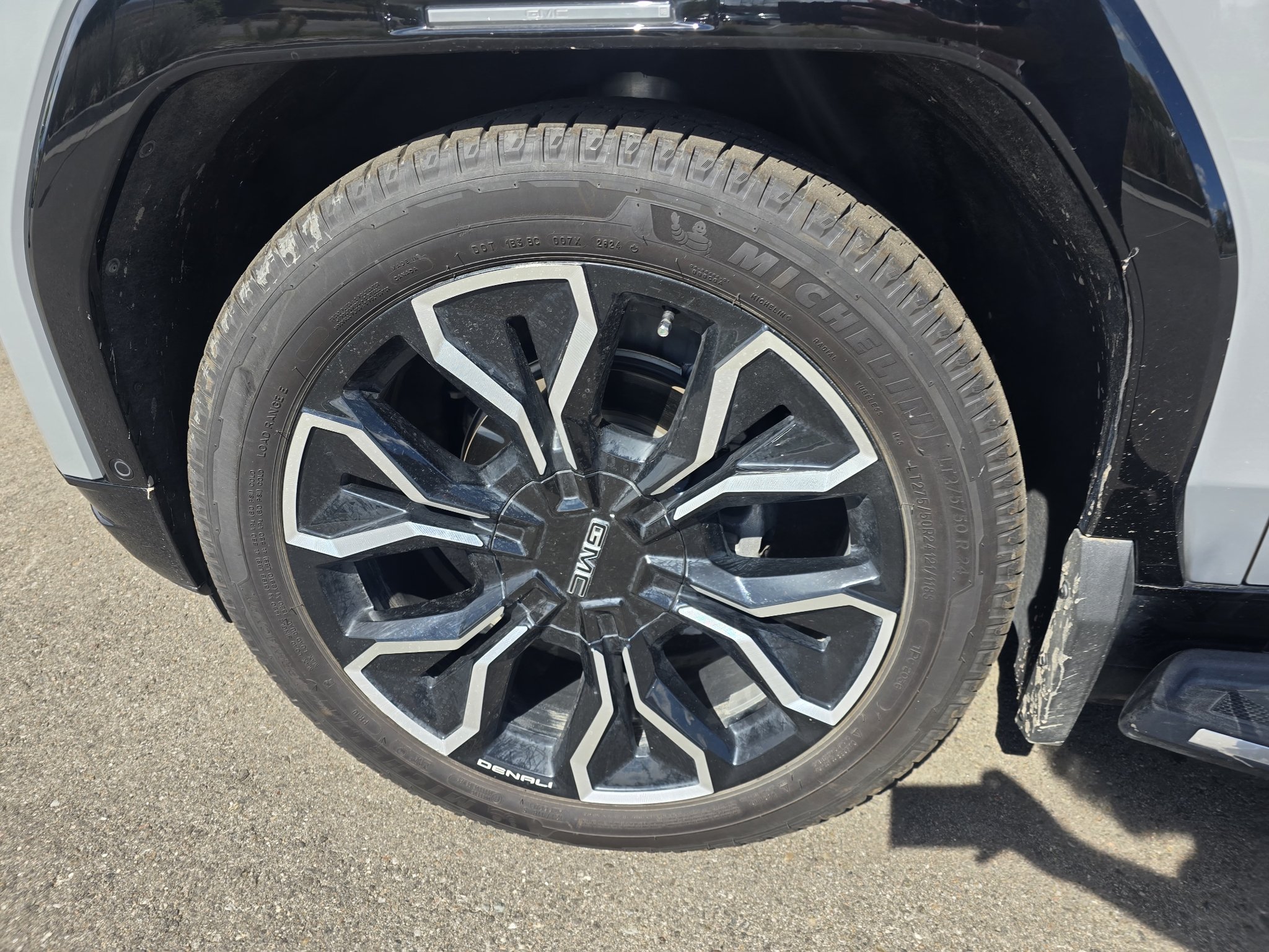 Used 2024 Thunderstorm Gray GMC Denali Edition 1 image 9