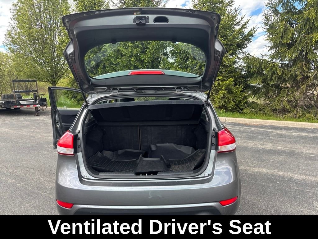 Used 2015 Gray Kia EX image 15