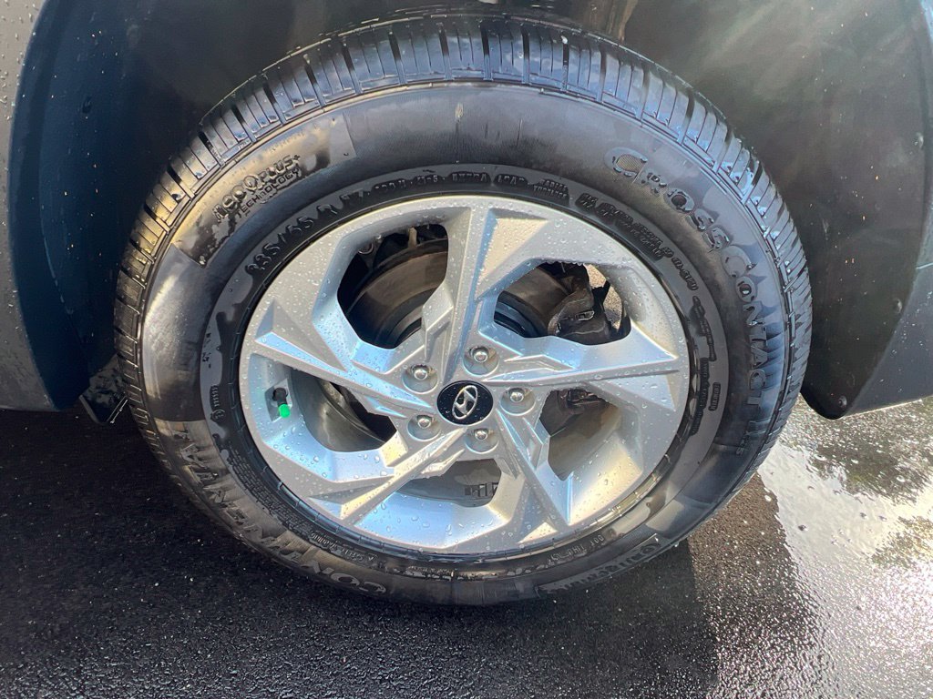 Used 2022 Gray Hyundai SEL image 7