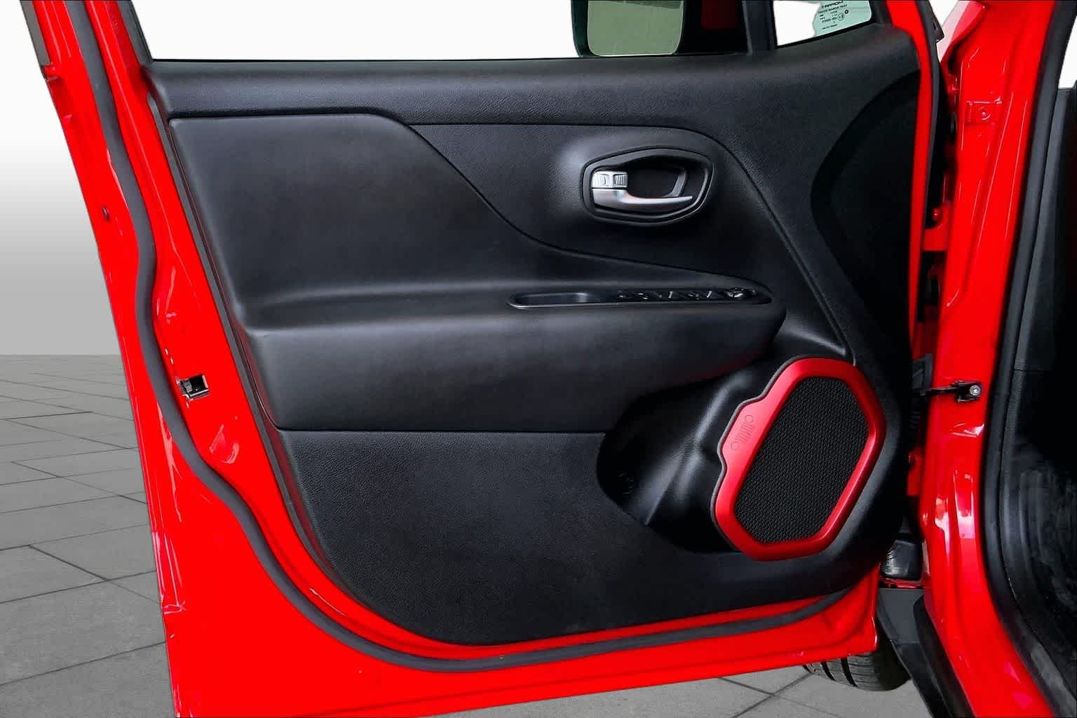 Used 2022 Colorado Red Clearcoat Jeep (RED) Edition image 22