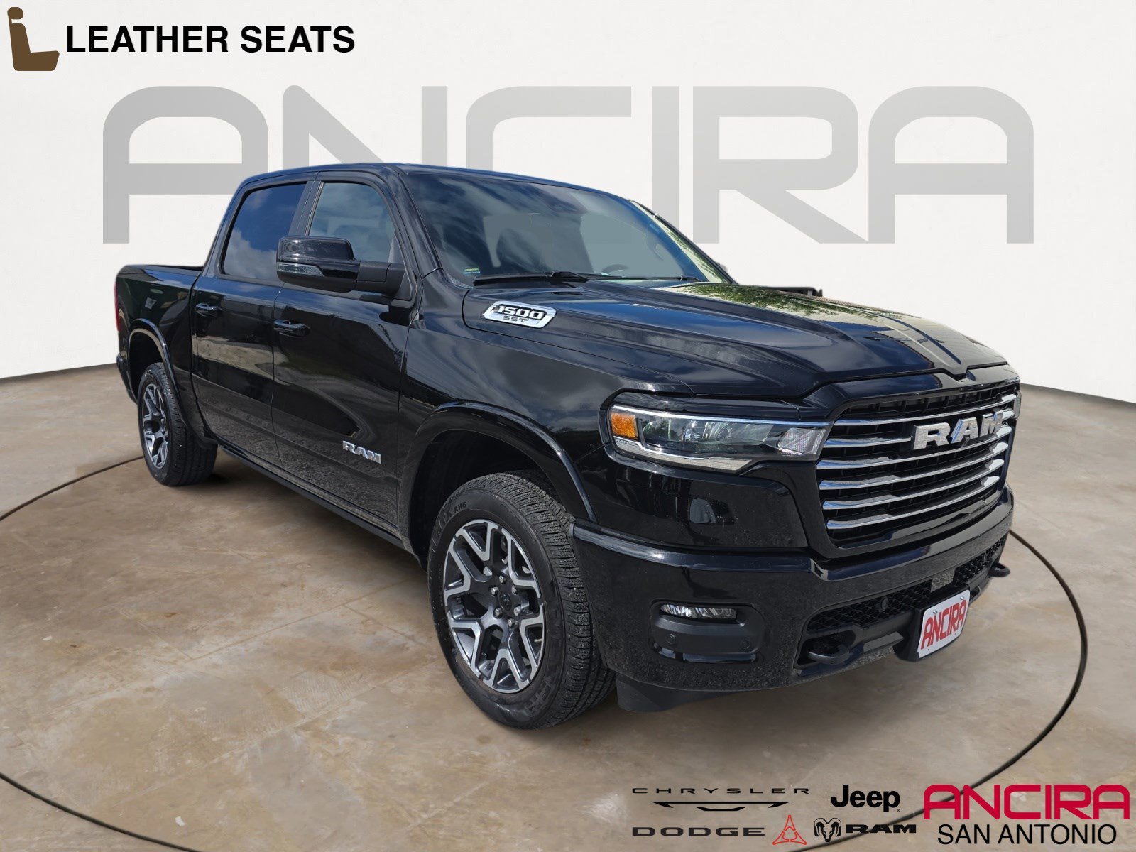 2025 RAM 1500 Laramie 4x4 Crew Cab 5'7's photo