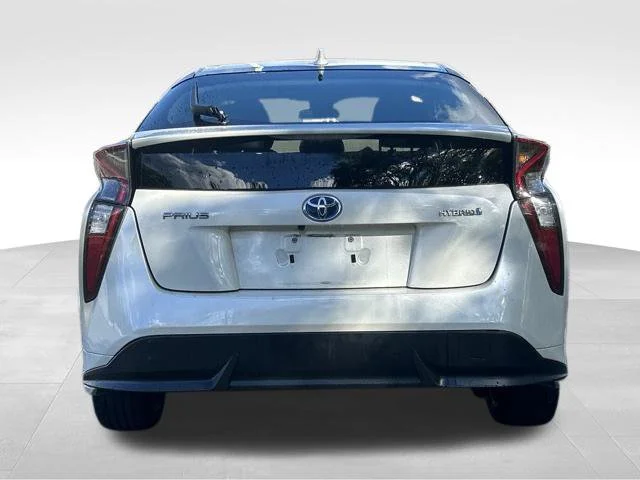 Used 2016 White Toyota Three Touring image 4
