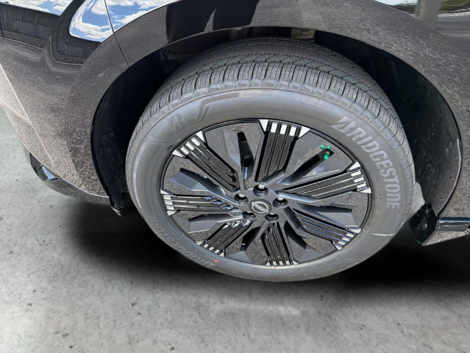 New 2026 Black Nissan Platinum image 26