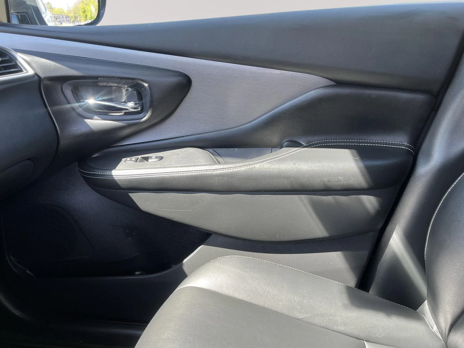 Used 2024 Boulder Gray Pearl Nissan SV image 23