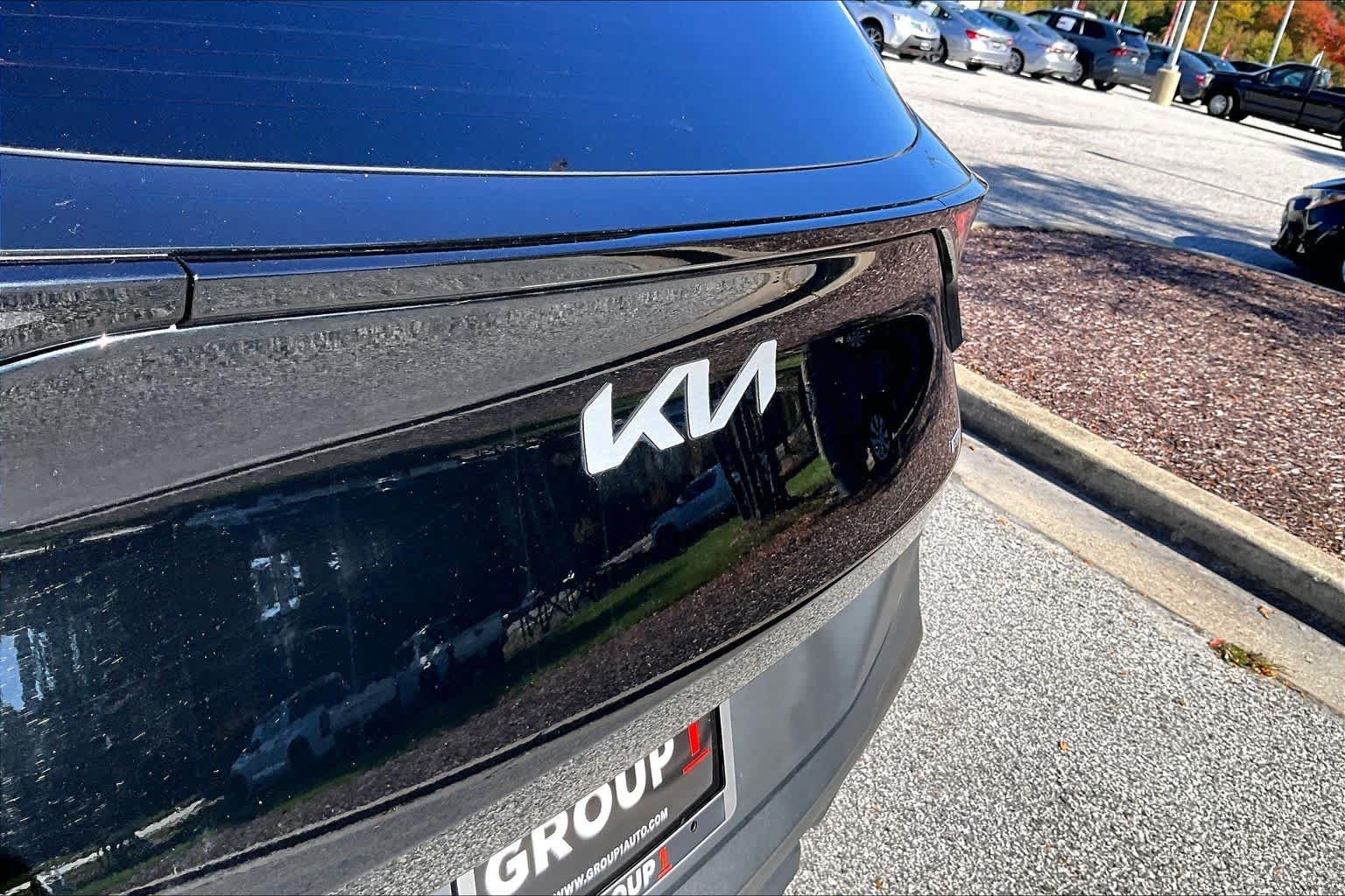 Used 2023 Ebony Black Kia X-Line image 31