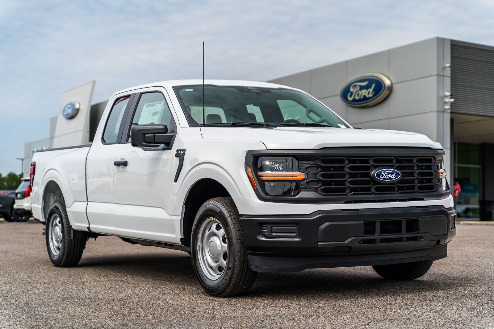 2026 Ford F-150 XL SuperCab 6-1/2 Box's photo