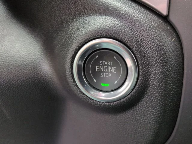 New 2026 Summit White Chevrolet Work Truck image 19