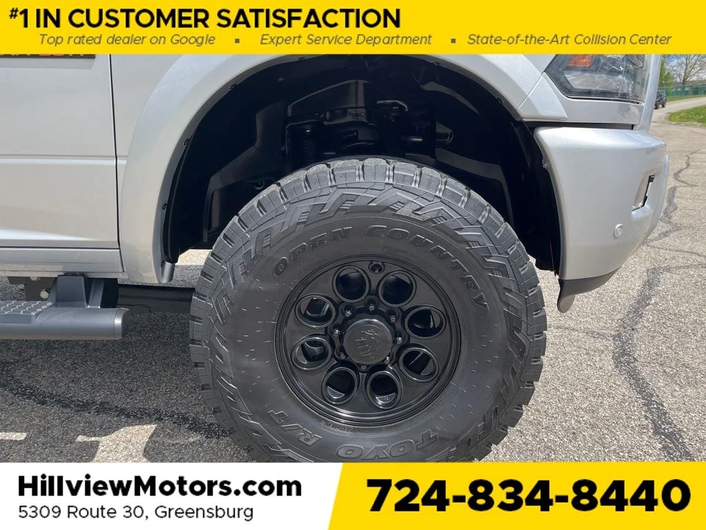 Certified Used 2017 Bright Silver Clearcoat Metallic Ram Laramie image 14