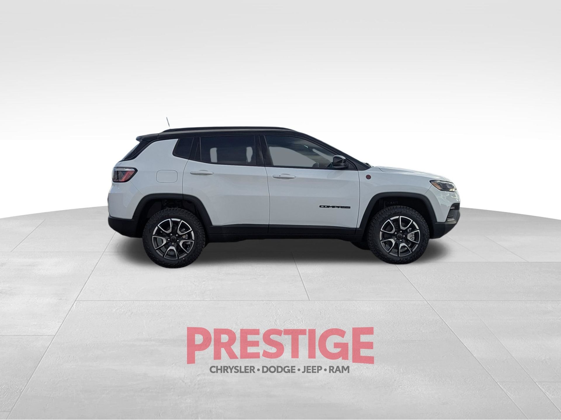 New 2026 Bright White Clear-Coat Exterior Paint Jeep Trailhawk image 4
