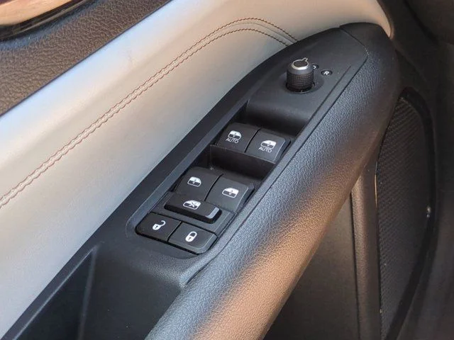 Used 2024 Blue Jeep Limited image 23