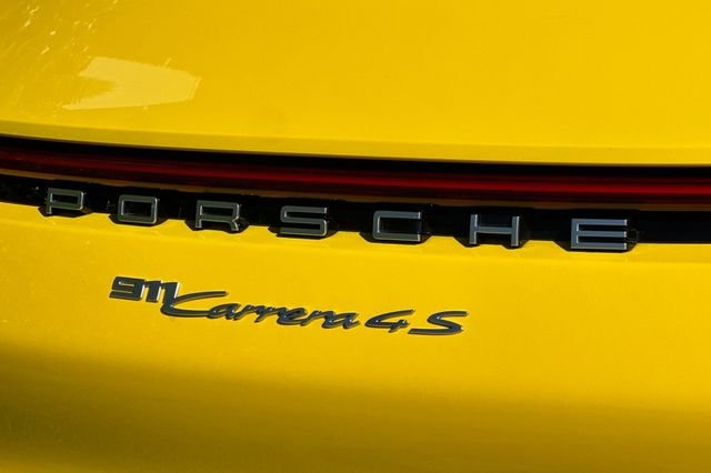 Used 2023  Porsche Carrera 4S image 33