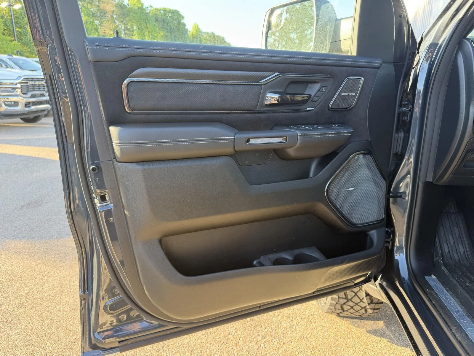 New 2026 Forged Blue Metallic Exterior Paint RAM RHO image 16
