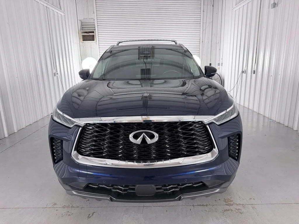 Used 2023 Blue INFINITI Sensory image 2