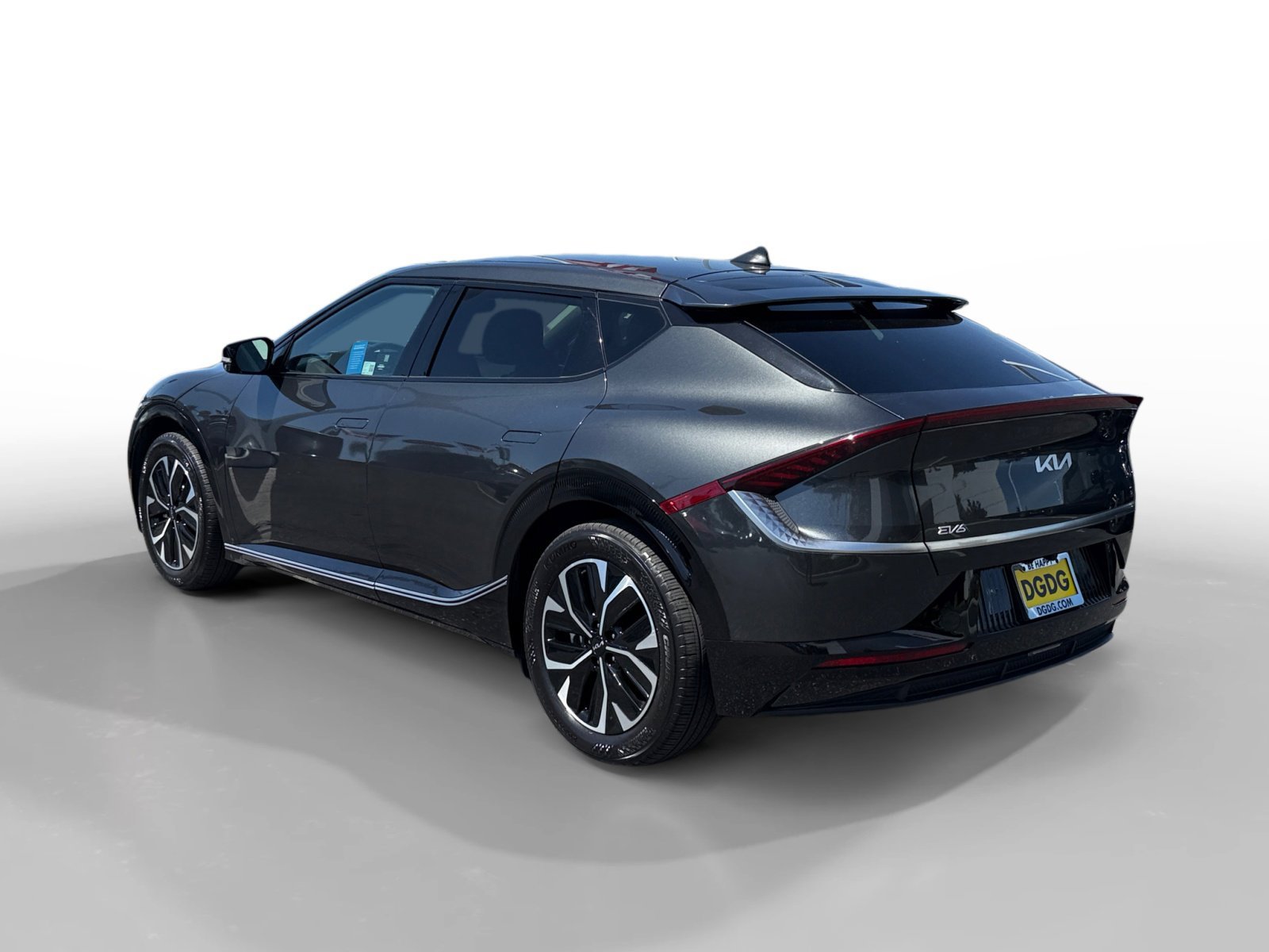 Certified Used 2023 Gray Kia Wind image 3