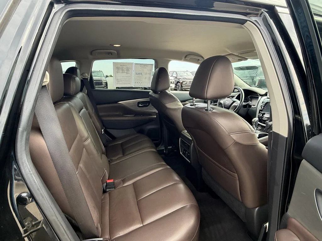 Used 2017 Black Nissan SL image 16